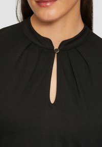 s.Oliver BLACK LABEL MET 3/4-MOUWEN VAN EEN  - Longsleeve - schwarz