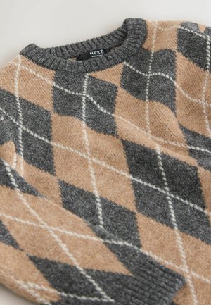 Maglione lavorato a maglia con motivo argyle in tonalità di beige, grigio e nero, con un collo rotondo a costine e un tessuto morbido e textures.