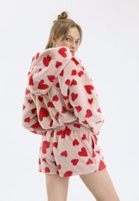 Even&Odd FLUFFY LOUNGEWEAR SET - Pizsama szett - pink,red