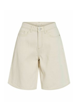 Højtaljede cremefarvede denimshorts med forreste knap, bæltestropper og forlommer, knælange og afslappet pasform.