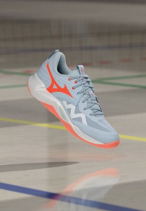 Mizuno, WAVE MOMENTUM PRO - Обувки за волейбол - blue finch/lava orange/flamingo coral