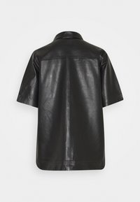 Object Blouse - black