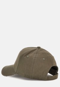 Cappellino da baseball khaki in cotone, con visiera curva, fori di ventilazione cuciti e cinturino regolabile sul retro.