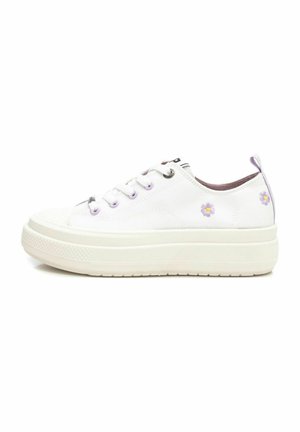 SNEAKER - Zapatillas - white