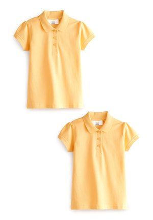 Tricouri polo din bumbac galben deschis. Au mâneci scurte tip balon, guler ribat și deschidere cu trei nasturi. Design simplu, casual.