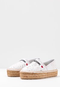 Love Moschino Espadrilles - white