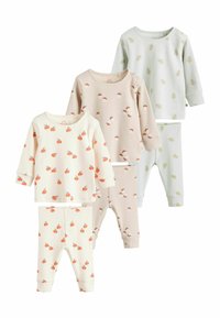 Zwei Sets Kinderpyjamas aus weichem Baumwollmaterial. Die Farben umfassen Cremeton, helles Rosa und ein blasses Blau, mit verschiedenen Obst- und Blättermustern.