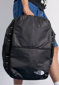 The North Face - BASE CAMP VOYAGER DAYPACK UNISEX - Tagesrucksack - black/white Thumbnail-Bild 1