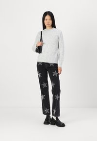 ONLY ONLMAGGIE LIFE O NECK  - Pulover - light grey