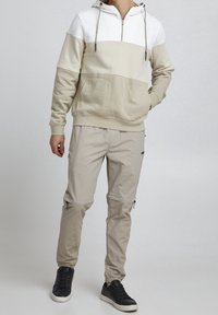 Blend Felpa con cappuccio - white