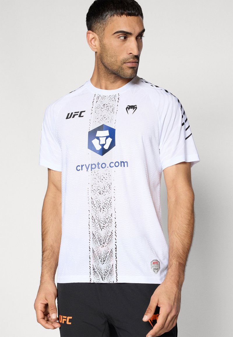 Venum UFC ZENITH FIGHT NIGHT MENS - Camiseta estampada - white/blanco -  Zalando.es
