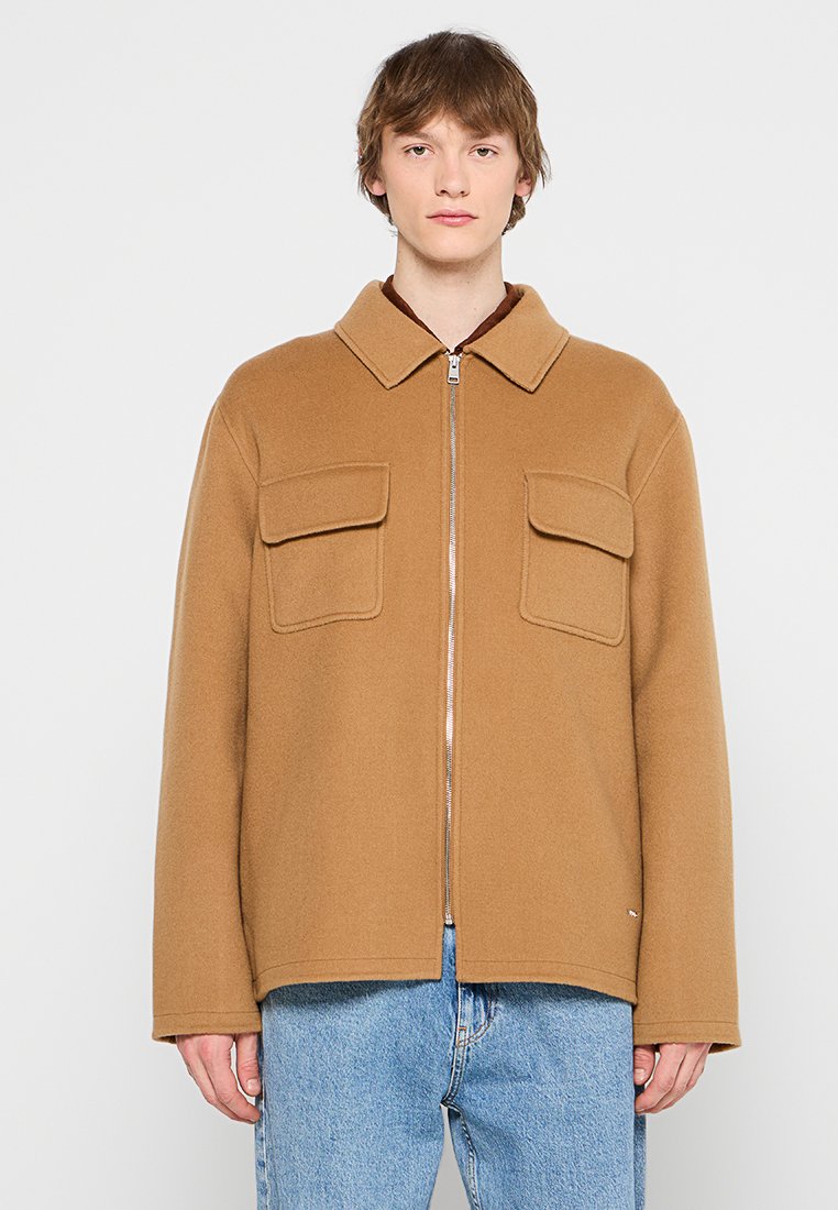 sandro Lichte jas camel