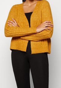 Vero Moda Kardigan - yellow