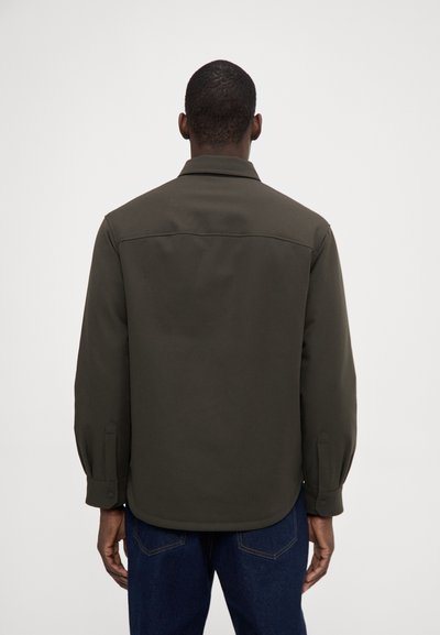 Emporio Armani BLOUSON - Tunn jacka - verde militare