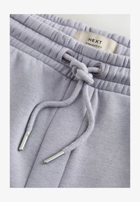 Niewybrane, lilac purple