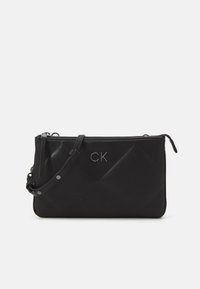 Calvin Klein RE-LOCK CROSSBODY - Taška s příčným popruhem - black