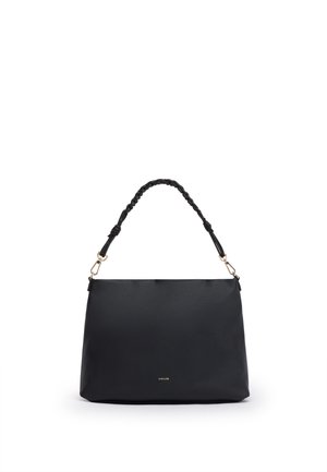 Borsa a mano in pelle nera con manico intrecciato e dettagli dorati, dal design minimalista e piccolo logo del brand sul davanti.