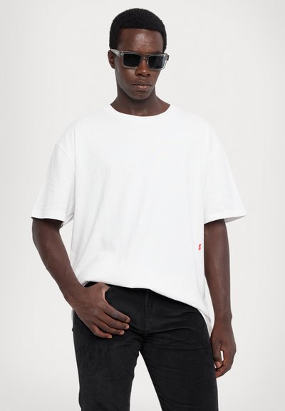 Ksubi BIGGIE TEE  - Μπλουζάκι με στάμπα - white