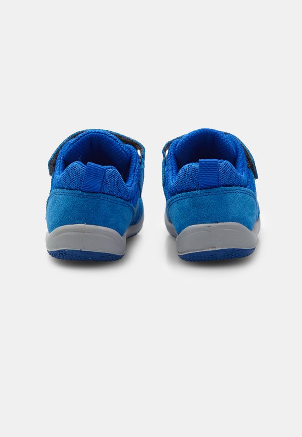 BUBBLEGUMMERS – Krabbelschuh – blu