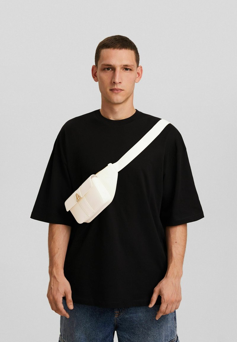 Bershka DETAIL Bum bag beige Zalando.ie