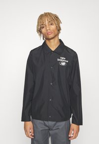 New Balance ESSENTIALS COACHES JACKET - Tuulitakki - black