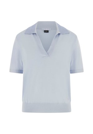 Lichtblauw wollen poloshirt met korte mouwen, een gestructureerde kraag en een geribbelde zoom, met een klein geborduurd logo vlakbij de zoom.