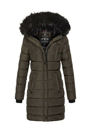 Langer, olivgrüner gepolsterter Mantel mit einer mit Fell gefütterten Kapuze, der über mehrere Taschen und einen Reißverschluss verfügt und mit einer gesteppten Textur gestaltet ist.