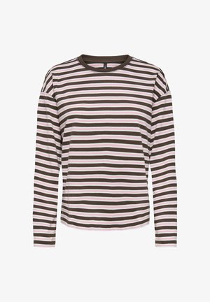 Chemise à manches longues à rayures horizontales marron, blanches et rose clair, avec un col rond et une coupe décontractée.