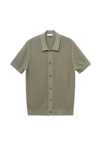 Kurzarmstrickshirt in Olivgrün mit einem strukturierten Muster, spitzem Kragen und knöpfbarem Vorderteil. Weicher Stoff, lockere Passform.