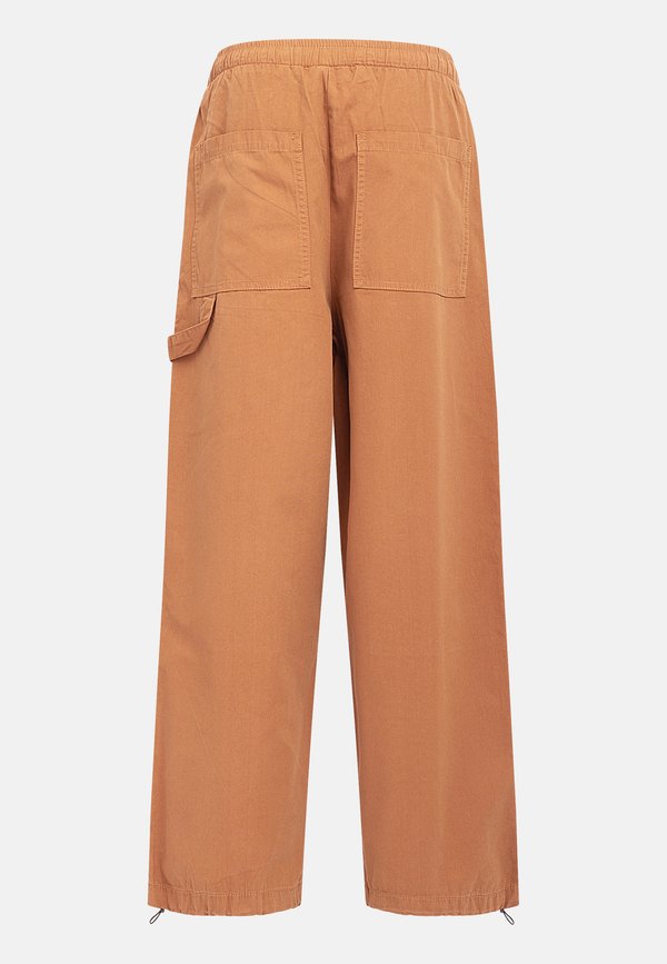 CLARK PANTS COMFORT FIT - Trousers2