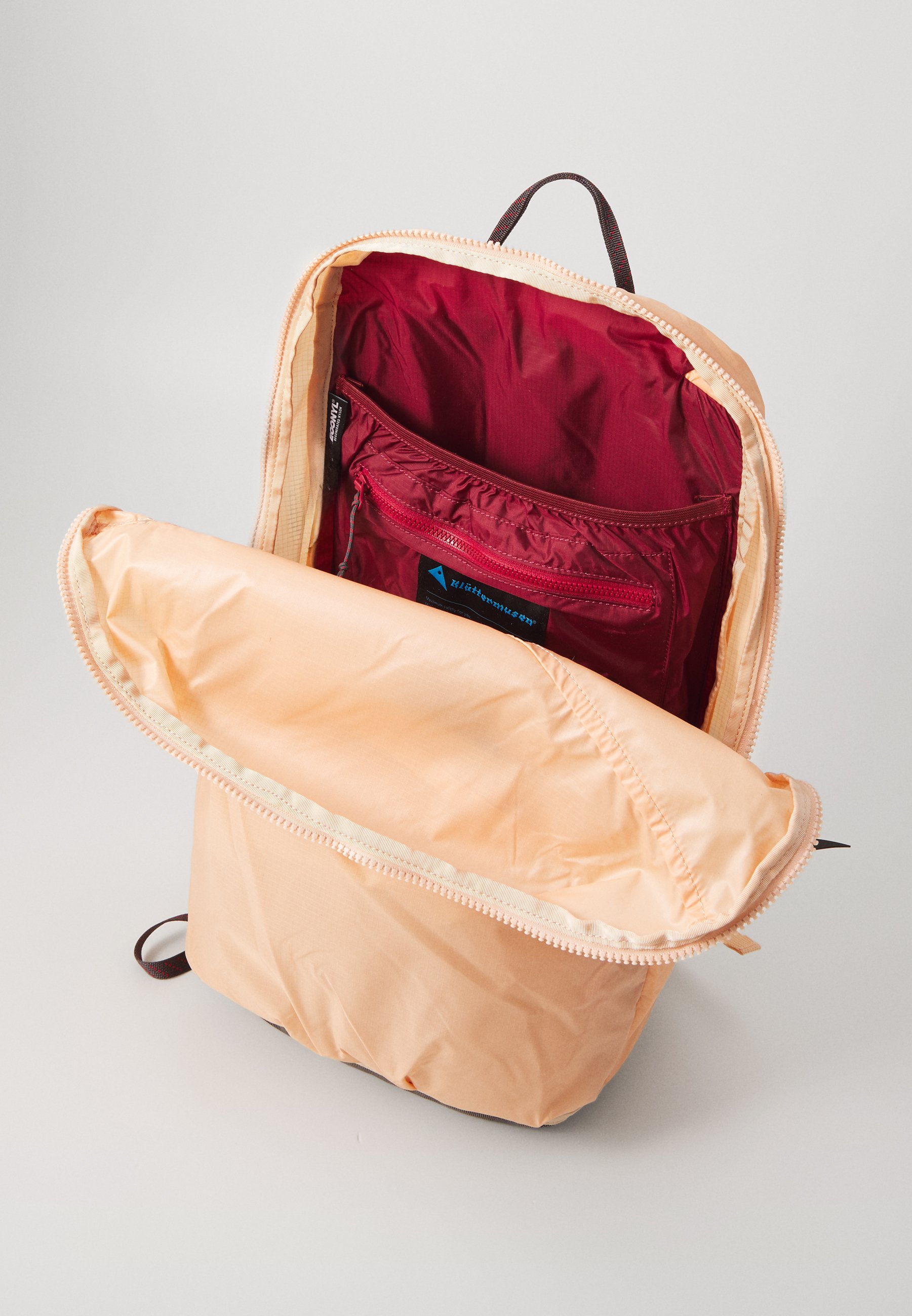 Klättermusen GJALP BACKPACK 18L UNISEX - Rucksack - salmon/pink