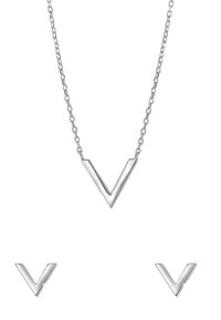 Zilveren ketting en oorbellen set met een V-vormige hanger. Gladde textuur met een glanzende afwerking en een delicate ketting. Minimalistisch ontwerp.