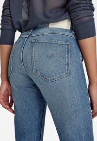 G-STAR NOXER  - Calças de ganga bootcut - faded ocean hue