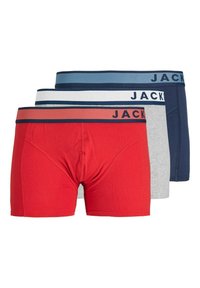 Drie paren boxershorts in een kleurenschema van rood, grijs en marineblauw. Elk heeft een contrasterende elastische tailleband met de merknaam "JACK".