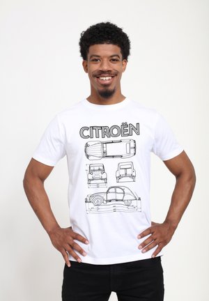 Hvid bomulds t-shirt med sorte stregtegninger af Citroën-biler, herunder front-, bag- og sidevinkler, med teksten "CITROËN" ovenfor.