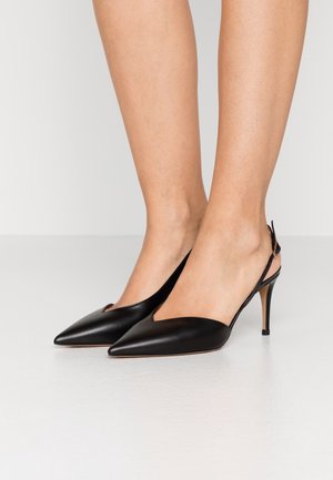 Pura Lopez Pumps - black