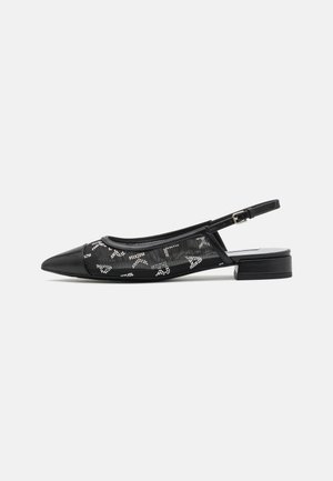 Schwarze Slingback-Ballerinas mit spitzem Zehenbereich, ausgestattet mit Netzpanelen, die mit silbernen Strasssteinen verziert sind, sowie einem niedrigen Blockabsatz.