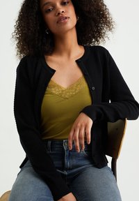 WE Fashion SINGLET - Top - green