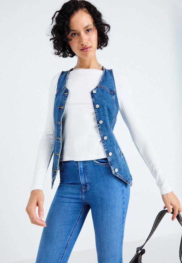 CONTOUR - Flared Jeans2