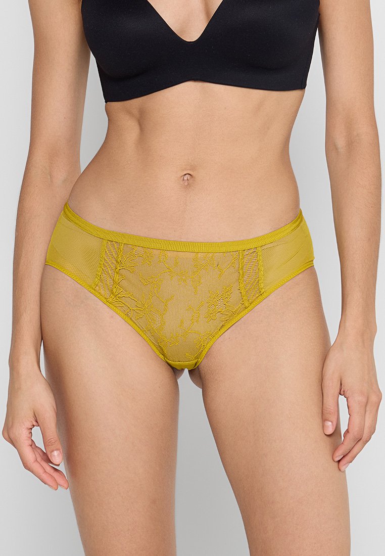 Chantelle Slip geel Chantelle Slip geel