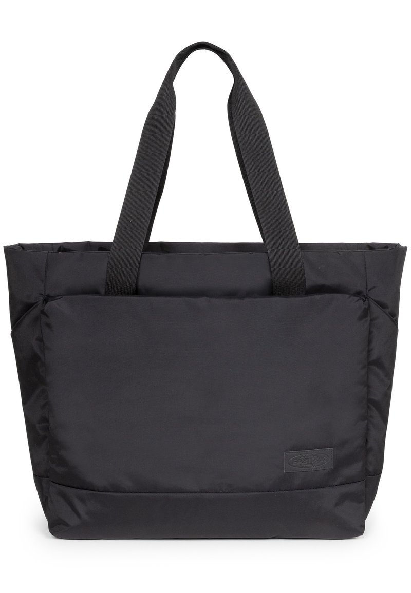 Zwarte nylon draagtas met twee bovenhandgrepen, een rechthoekige vorm en een voorvak met een merkpatch. Glad van textuur, minimalistisch ontwerp.