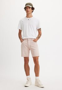 Levi's® 501 REGULAR FIT - Shorts vaqueros - sand castle