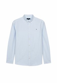 Camisa de botones de manga larga en azul claro con un sutil patrón a rayas, cuello abotonado y pequeño logo negro en el pecho.