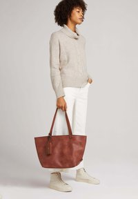 TOM TAILOR RUBIANA - Shopping Bag - cognac