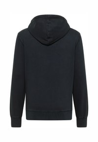 Mørkeblå hættetrøje med ribstrikkede manchetter og kant, lavet af en tekstureret, glat stof med et enkelt design uden synlige logoer.