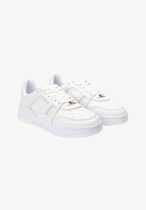 LAUDA - Matalavartiset tennarit - white/white/gold