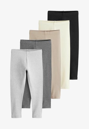 Cinq paires de leggings présentées dans un agencement vertical. Les couleurs incluent le gris, le gris foncé, le beige, la crème claire et le noir. Tissu extensible.
