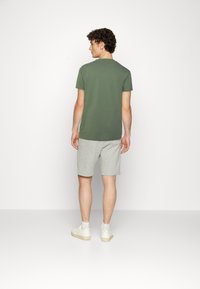 s.Oliver LOGO - T-shirt print - tannengrün