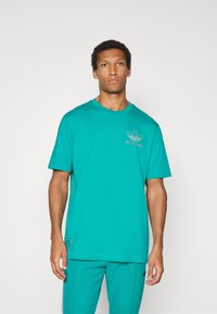 adidas Originals LIVERPOOL FC ICON  - Klub merchandise - sea green