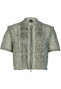 Jachetă scurtă cu mâneci scurte, confecționată dintr-un material texturat gri, cu fermoar frontal, guler înalt cu nasture tip capse și detalii verticale plisate.